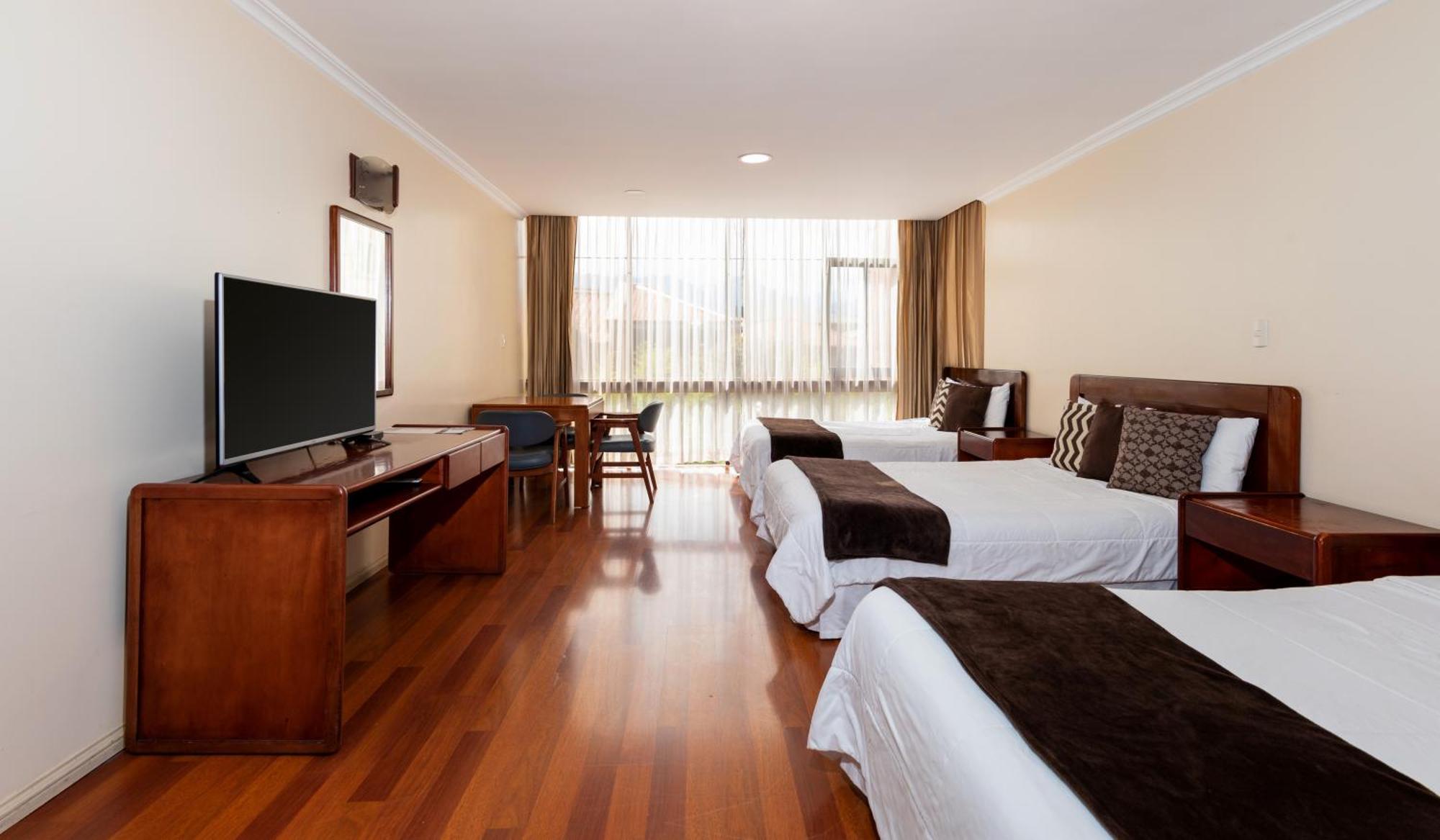 Hotel Nass Pinar Del Lago 쿠엔카 외부 사진